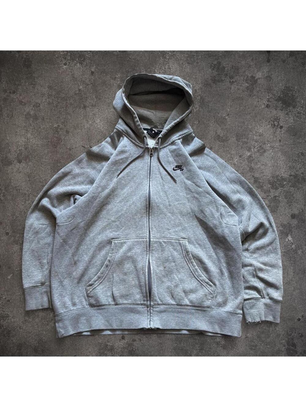Nike Men's Grey Hoody